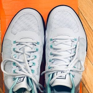 Nike Court Flare 2 women’s Tennis sneakers